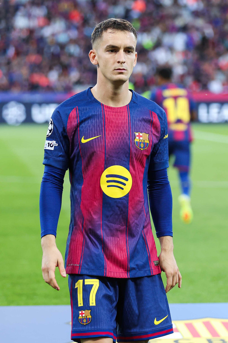 Vincenzo Italıano Barcelona'dan 'joker' orta saha transferi yapıyor! - Resim : 2