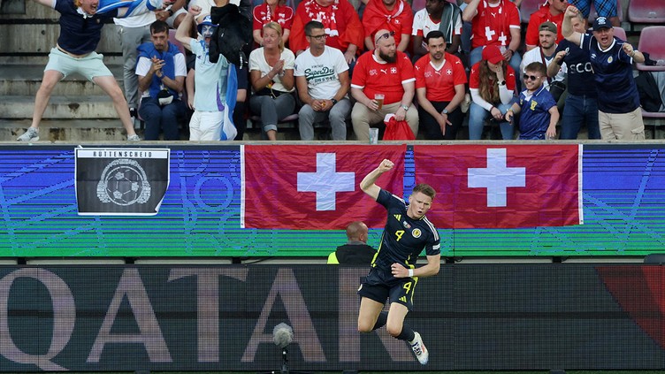 Manchester United Scott McTominay'i 15 milyon euroya bırakmaya hazır - Resim : 2