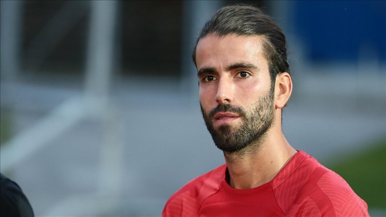 Erden Timur 30 yaşındaki futbolcuya 4 yıllık sözleşme yapmıştı! Şimdi 2,5 milyon euro verin gideyim diyor - Resim : 2