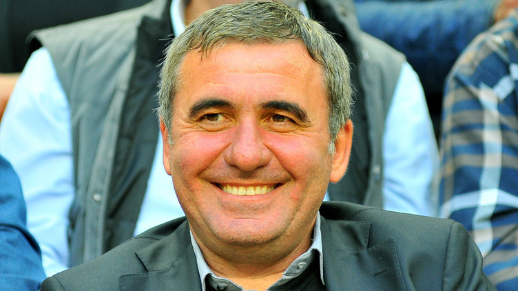Gheorghe Hagi'den Mircea Lucescu'ya: İyi savunma yaparsak şansımız olacak - Resim : 1