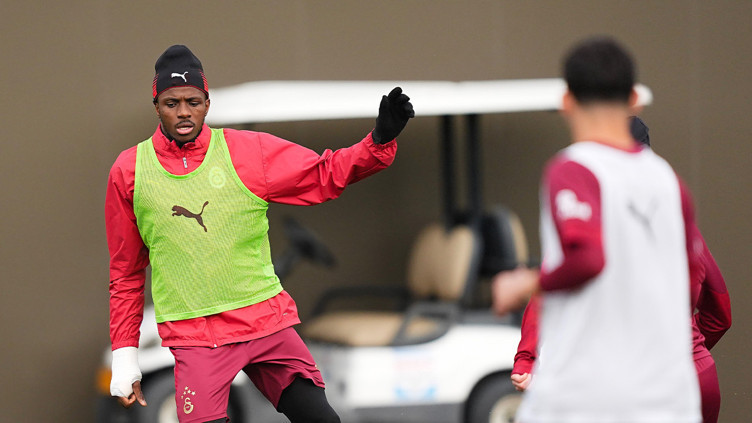 Yener İnce'den Okan Buruk'a: Osimhen Gençlerbirliği maçında oynarsa Fenerbahçe derbisinde forma giyemeyebilir - Resim : 1