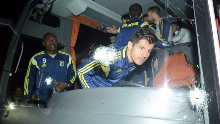 Fenerbahçe'nin otobüsü kurşunlanmış mahkeme takipsizlik kararı vermişti! 11 yıl sonra dosya yeniden açıldı - Resim : 2