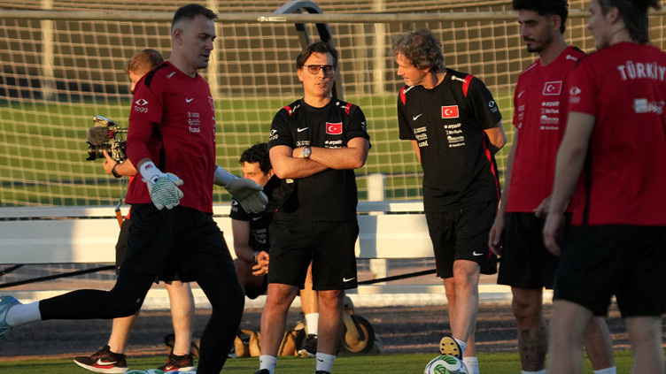Montella değişikliği Dünya Kupası'ndan elendikten sonra yapıyor! İşte ABD maçı muhtemel 11'i - Resim : 1