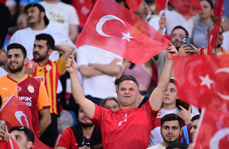 Gürcistan'dan Türkiye'ye büyük saygısızlık - Resim : 1
