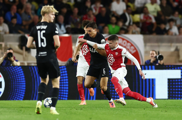 Jurasek eşyalarını topladı Rıdvan Yılmaz eskisi gibi olamadı! Beşiktaş bir sol bek daha buldu - Resim : 1