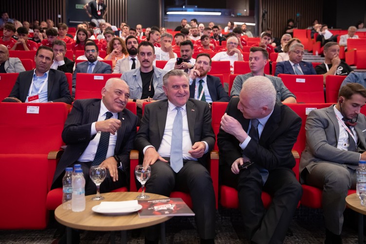 TFF Başkanı Mehmet Büyükekşi: Artık bizim de bir yol haritamız var - Resim : 2