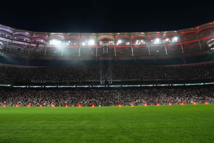 Tüpraş Stadyumu