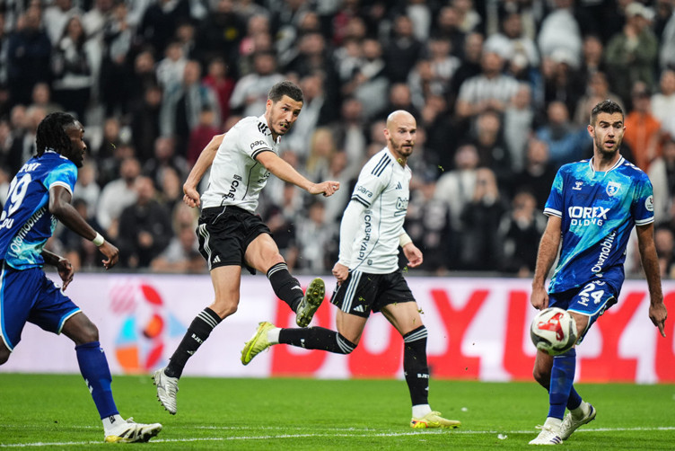 Sergen Yalçın kişisel hatalardan bıktı! Cengiz Ünder, Ndidi, Orkun Kökçü, Jurasek, Abraham... - Resim : 1