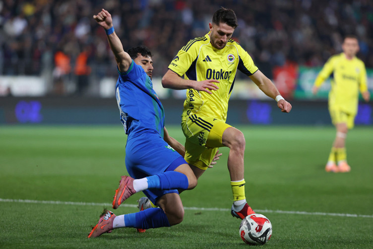 Fenerbahçe'de İsmail Yüksek resmen uçuyor! 6 ikili mücadele kazanma, 2 top çalma, 2 kilit pas - Resim : 3