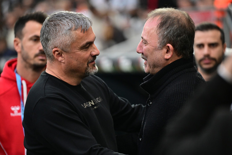 Beşiktaş Tüpraş Stadı'nda tam 8 puan kaybetti - Resim : 2