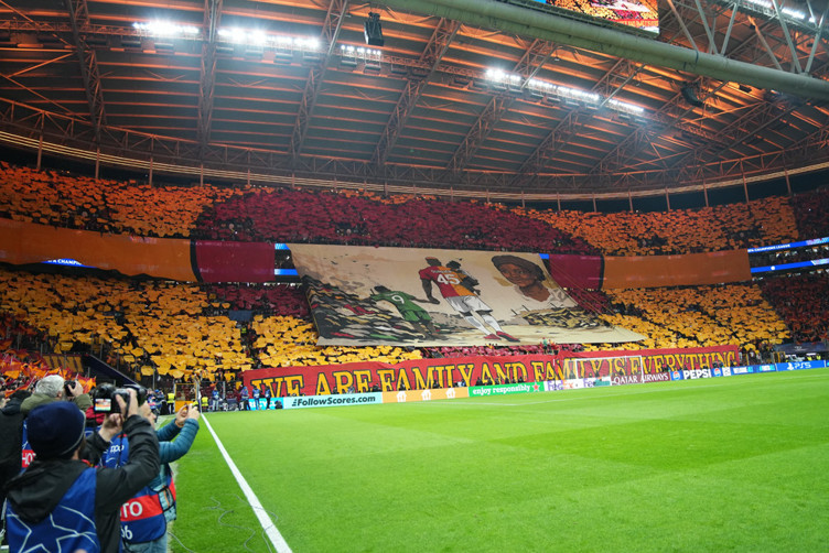 Osimhen'in ablası Blessing Osimhen: Annen ve baban seninle gurur duyuyor - Resim : 1