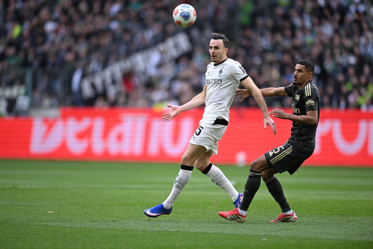 Beşiktaş Danilho Doekhi için  Leipzig, A.Villa, Leeds, ve Feyenoord'la kapışıyor - Resim : 2