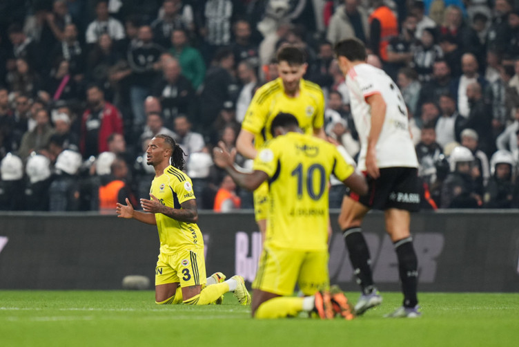 Al Nassr'da sorun yok Jhon Duran'da sorun yok! Galatasaraylıların aklında o soru: "Peki yıldız futbolcu neden imza atmıyor? - Resim : 2