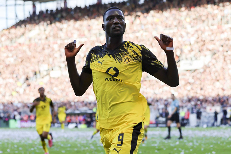 Dortmund sonunda ikna oldu! Fenerbahçe'nin ödeyeceği rakam netleşti - Resim : 1