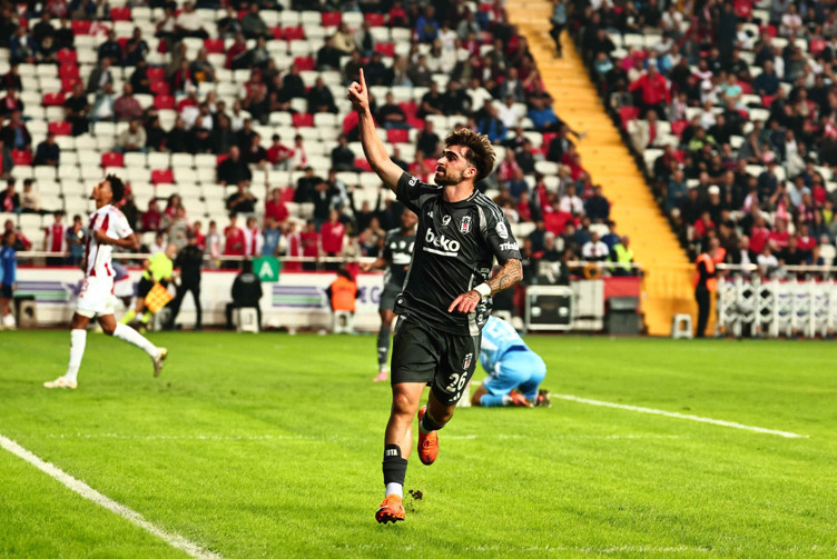 Jota Silva'nın eski hocasından Sergen Yalçın'a mesaj: Onu ikili forvet olarak oynat - Resim : 1