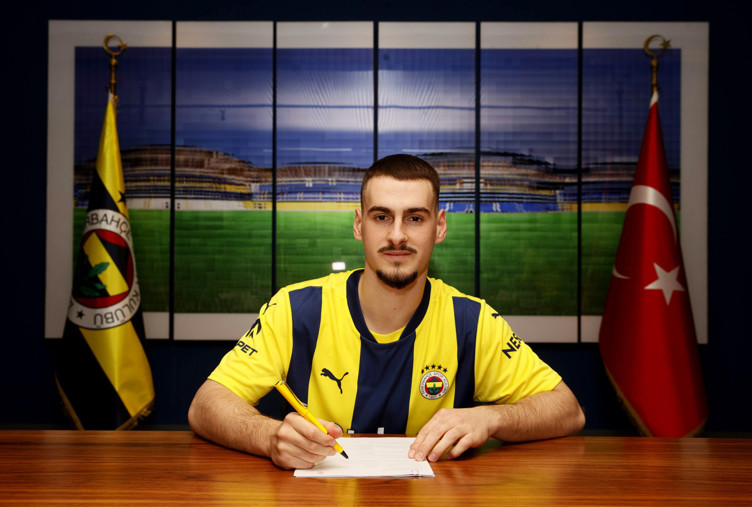 Fenerbahçe'nin 6.7 milyon euroya transfer ettiği Ognjen Mimovic Kızılyıldız'a gidiyor - Resim : 2
