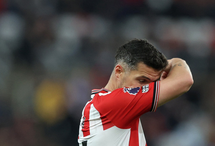 Beşiktaş'a Premier Lig'den iki orta saha! Biri Granit Xhaka diğeri Florentino - Resim : 2