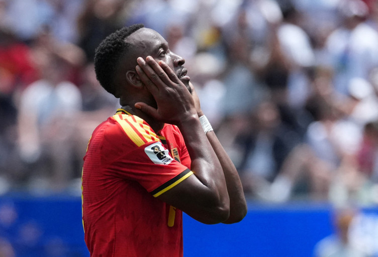 Trabzonspor Dodi Lukebakio için Benfica ile dirsek temasında! - Resim : 2