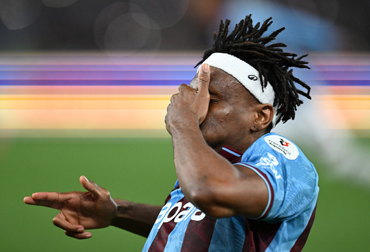 Trabzonspor'un devre arasında aldığı Chibuike Nwaiwu için Fulham 20 milyon euro teklif etti - Resim : 2
