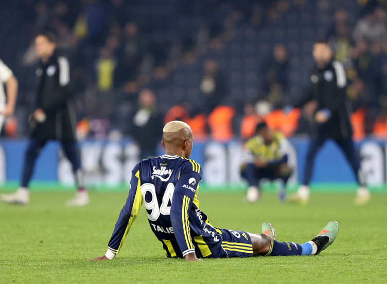 Talisca; Greenwood'u, Watkins'i, Guirassy'yi duyunca takımdan ayrılmak istedi! - Resim : 2