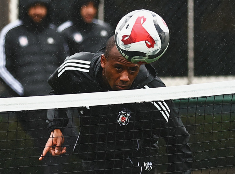 Beşiktaş Djalo'ya talip olan Lyon'un teklifini reddetti - Resim : 2