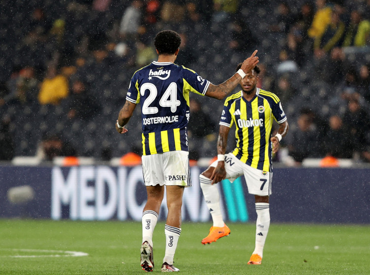 Fenerbahçe: 3 Başakşehir: 1 (32. hafta Süper Lig) - Resim : 2