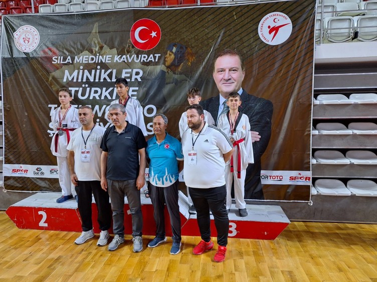 Bilal Gündüz 57 kg kategorisinde Türkiye üçüncüsü oldu - Resim : 2