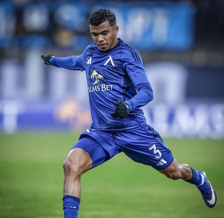 Beşiktaş Levski Sofya'nın sol beki Maicon için 5 milyon euroyu gözden çıkardı - Resim : 1