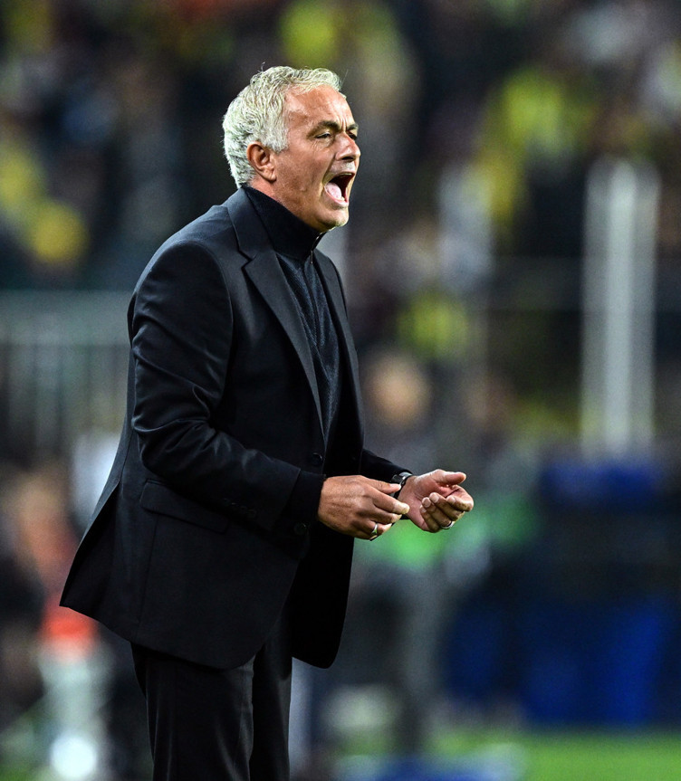 Jose Mourinho Benfica'yı baştan yaratacak! 5 transfer istedi - Resim : 1