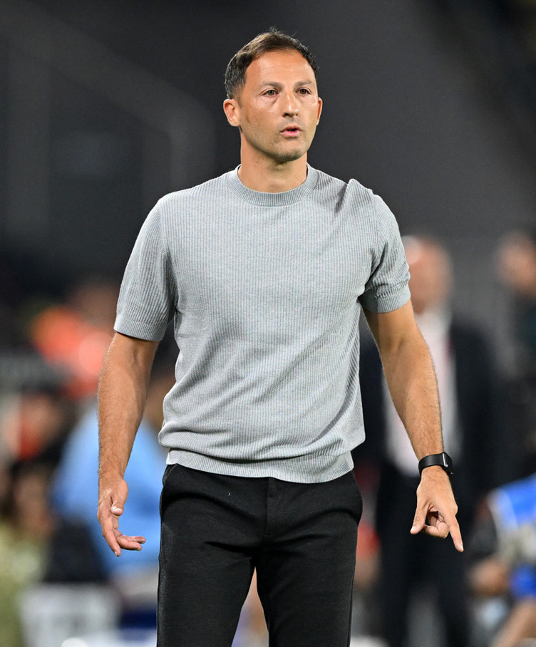 Fenerbahçe Rizespor ve Galatasaray'ı yenip 64 haftalık özlemine son vermek istiyor - Resim : 1