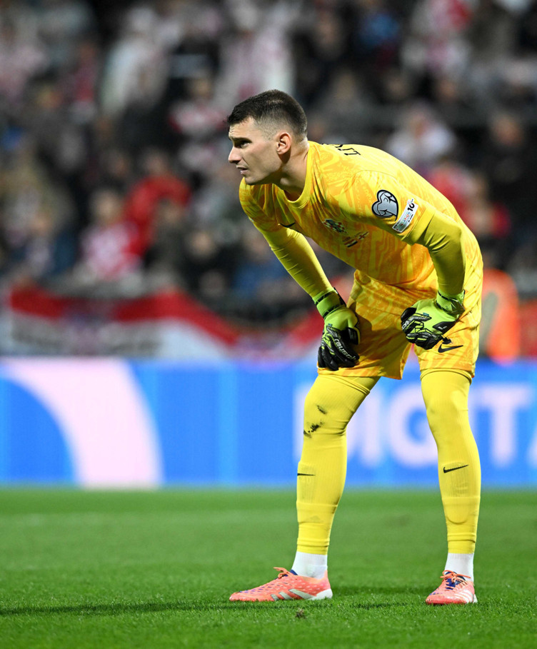 Tedesco İsmail Kartal'ın 6 milyon euroluk transferini geri çağırdı: Madem oynatmıyorlar buraya gel! - Resim : 2