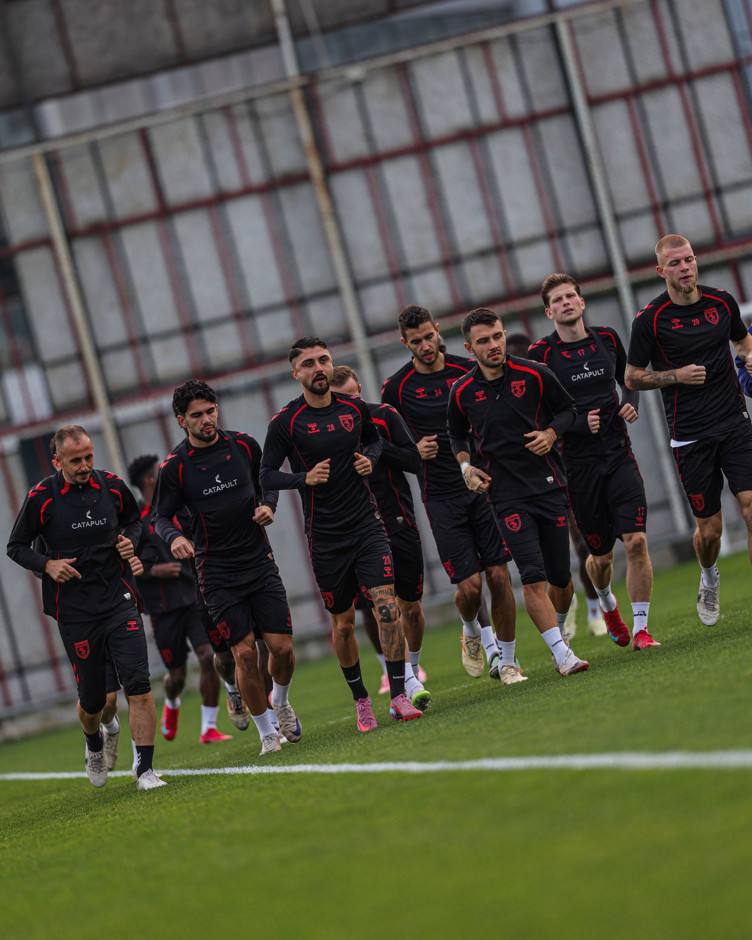 Samsunspor'da Ntcham, Coulibaly, Satka, Cherif Ndiaye ve Eyüp Aydın Breidablik maçında yok - Resim : 1