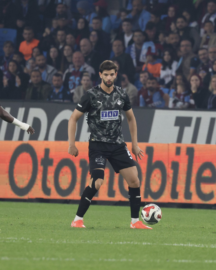 Sergen Yalçın transfer listesini verdi! Süper Lig'den iki ismi istedi - Resim : 3