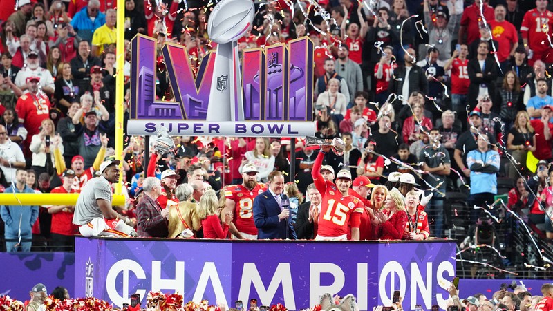 Super Bowl'da şampiyon Kansas City Chiefs oldu!