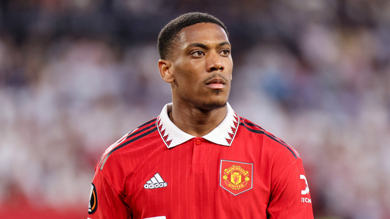 Fenerbahçe ve Galatasaray'a müjde! Martial serbest kalıyor...