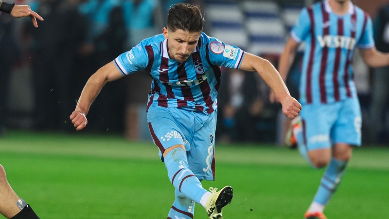 Trabzonspor'da Bardhi gol orucunu bozdu
