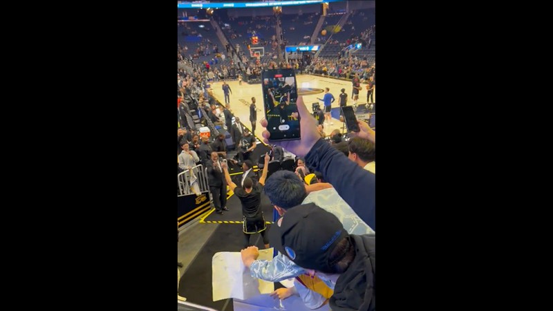 Yok artık Stephen Curry! Bunu da yaptı...