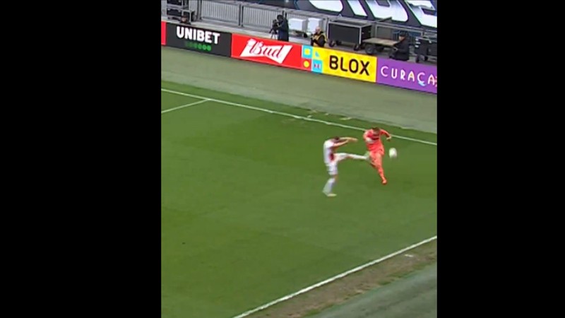 Jordan Henderson'dan mükemmel pres!