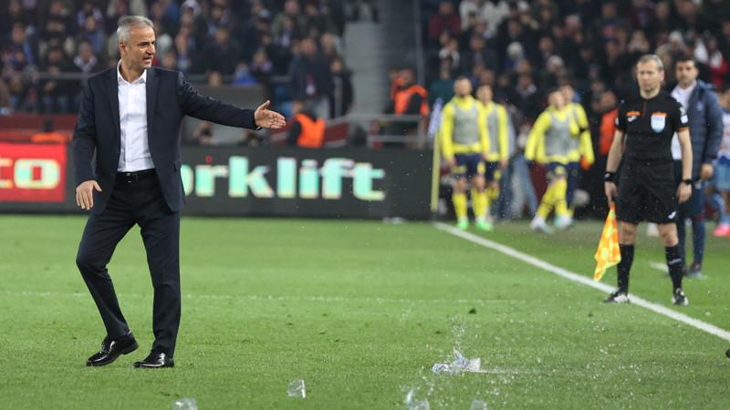 Fenerbahçe Teknik Direktörü İsmail Kartal, Trabzonspor maçında yaşananları anlattı