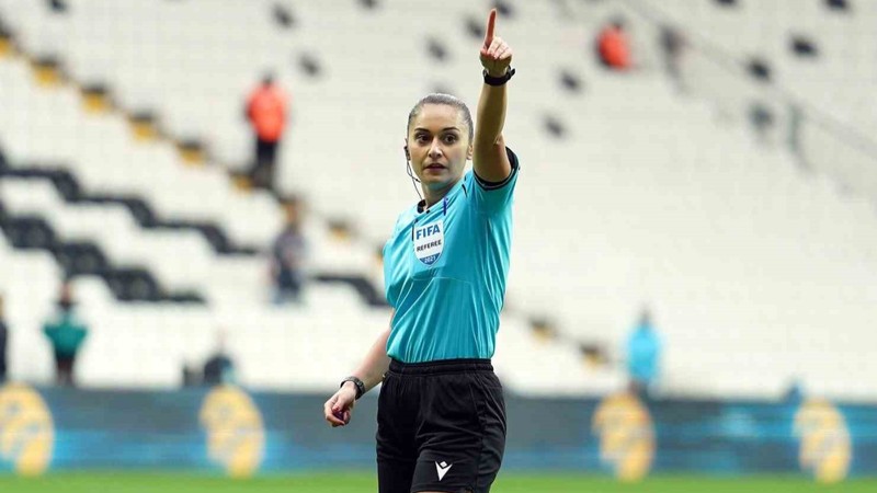 UEFA'dan Cansu Tiryaki'ye görev
