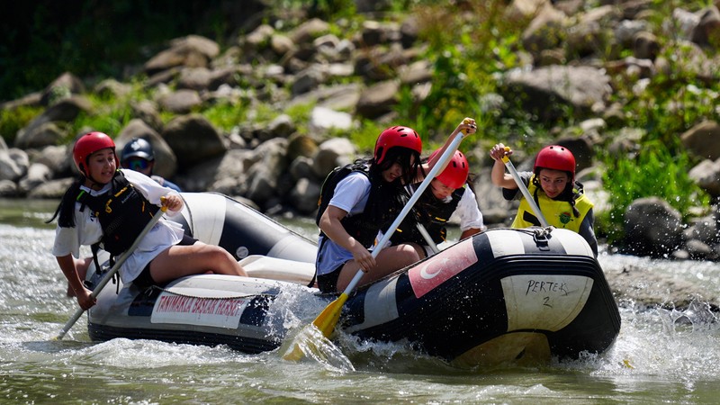 Okul Sporları Rafting Türkiye Şampiyonası Düzce'de başladı