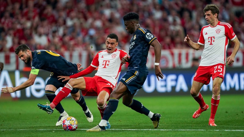 UEFA Şampiyonlar Ligi'nde son finalist bu akşam belli oluyor