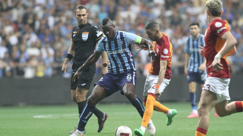 Mario Balotelli Adana Demirspor'a veda etti!