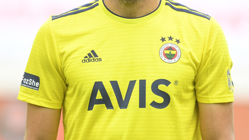 Fenerbahçe'nin eski golcüsü Galatasaray'a geliyor