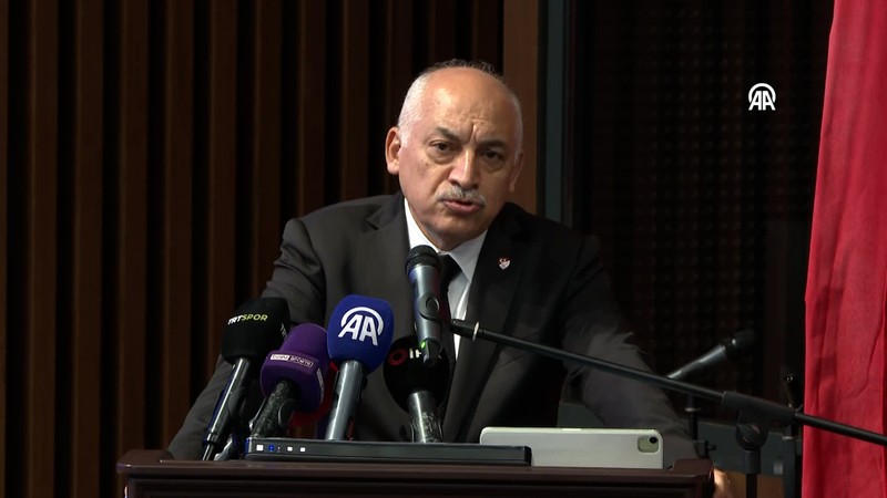 Mehmet Büyükekşi: Bilimin gösterdiği yolda çalışmalarımızı sürdürüyoruz
