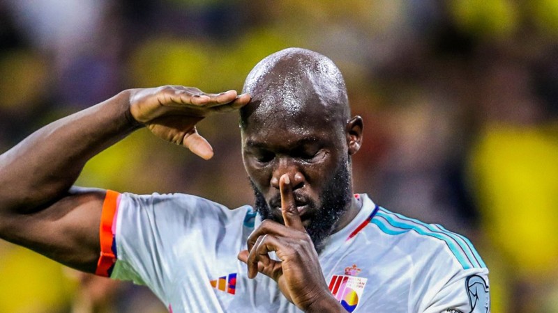 Fenerbahçe'nin transfer listesinde olan Lukaku Conte ile çalışmak istiyor