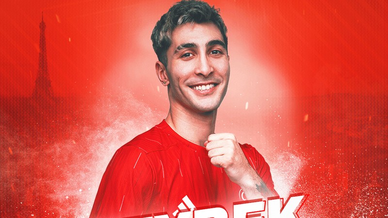 Milli taekwondocumuz Hakan Reçber çeyrek finalde