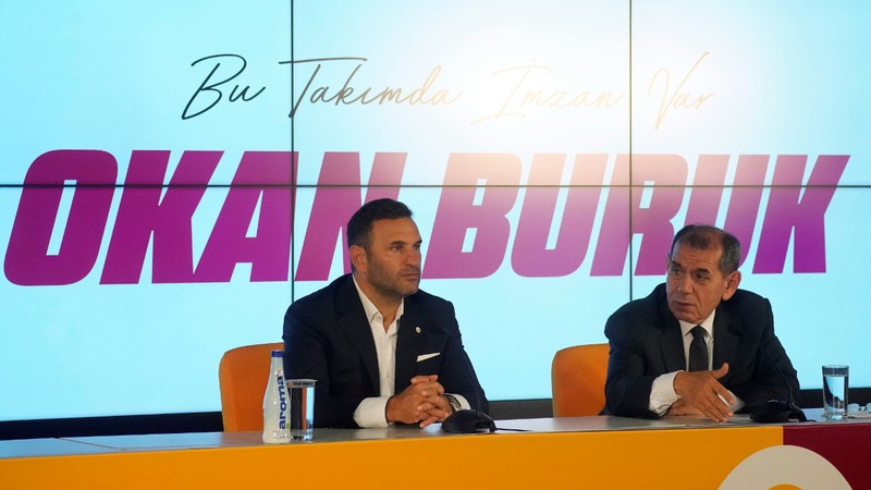 Dursun Özbek ve İbrahim Hatipoğlu'ndan Okan Buruk'a tam destek