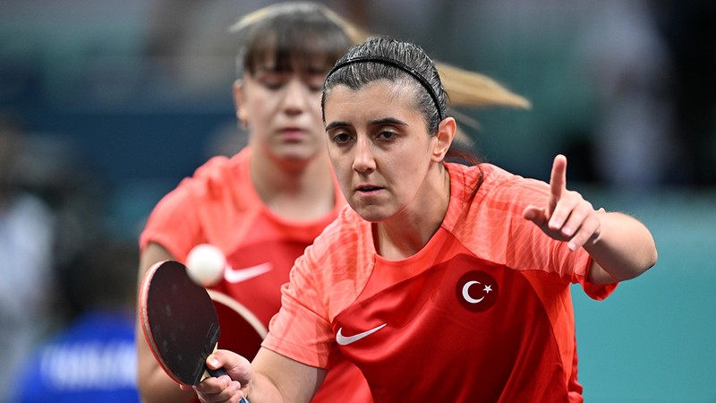 Para masa tenisinde kadınlar çiftler kategorisinde milli sporcular Merve Cansu Demir-Neslihan Kavas ikilisi, WD 20 sınıfında çeyrek finale yükseldi