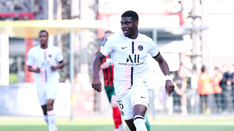 Junior Dina Ebimbe kimdir? Kaç yaşında? Ebimbe Galatasaray'a mı gelecek? Ebimbe FM 24 profili